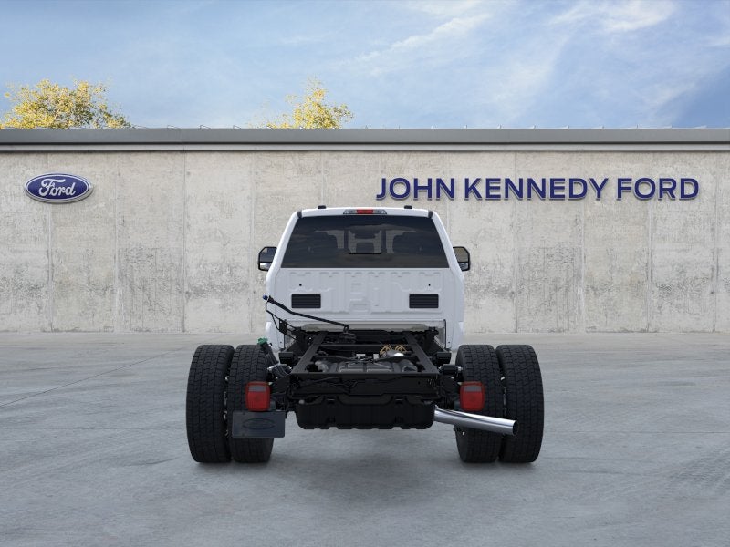 2026 Ford Super Duty F-550 DRW XL 4WD Crew Cab 179 WB 60 CA