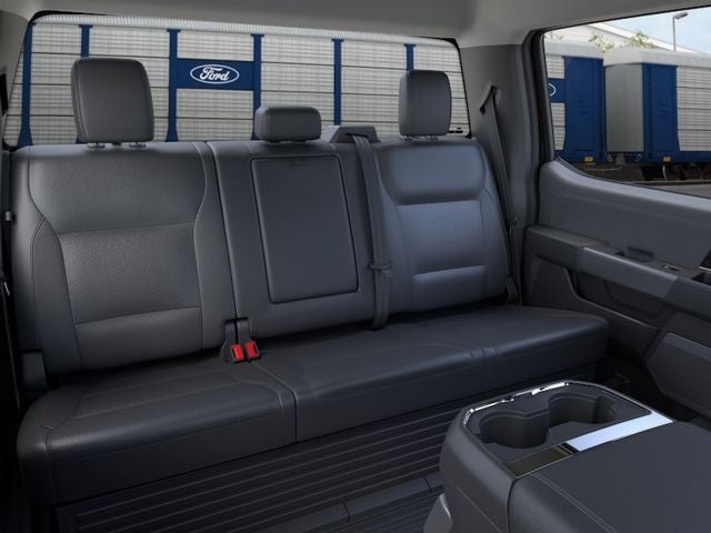 2026 Ford Super Duty F-450 DRW LARIAT 4WD Crew Cab 203 WB 84 CA