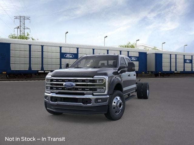 2026 Ford Super Duty F-450 DRW LARIAT 4WD Crew Cab 203 WB 84 CA