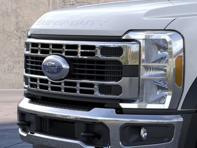 2026 Ford Super Duty F-550 DRW XL 4WD Reg Cab 169 WB 84 CA