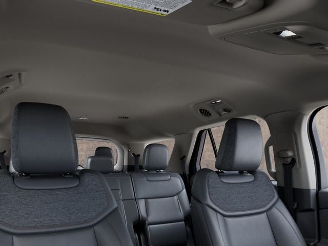 2027 Ford Explorer Active w/200A Pkg 4WD