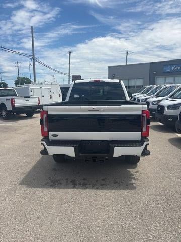 2026 Ford Super Duty F-250 SRW Platinum 4WD Crew Cab 8' Box