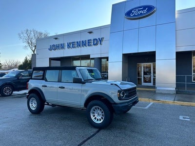 2022 Ford Bronco Base