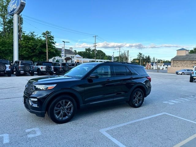 2023 Ford Explorer XLT