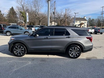 2022 Ford Explorer ST-Line