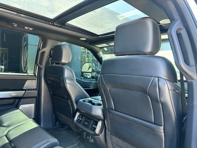 2024 Ford Super Duty F-350 SRW Platinum