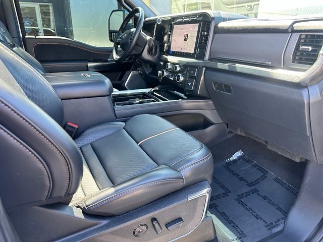 2024 Ford Super Duty F-350 SRW Platinum
