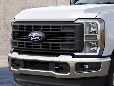 2027 Ford Super Duty F-350 SRW XL