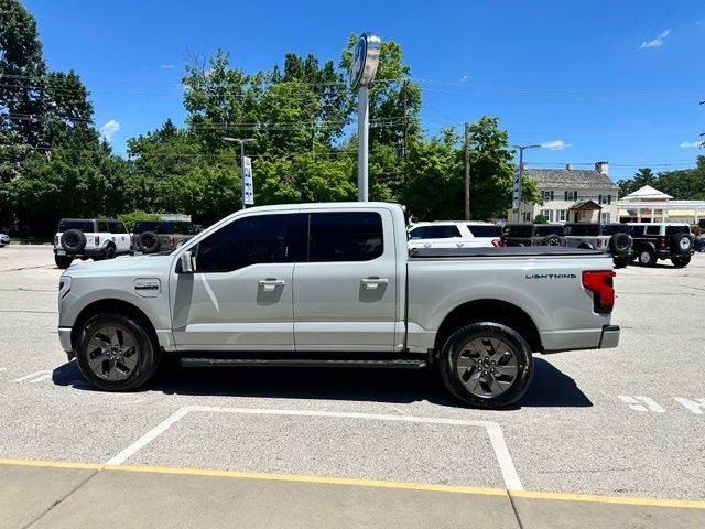 2023 Ford F-150 Lightning LARIAT