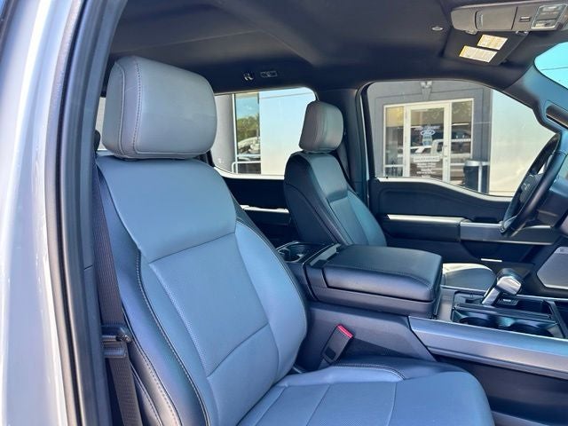 2023 Ford F-150 Lightning LARIAT