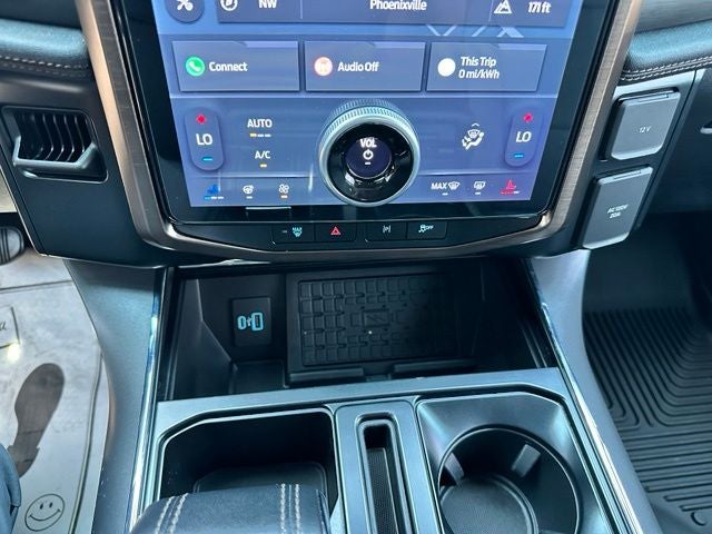 2023 Ford F-150 Lightning LARIAT