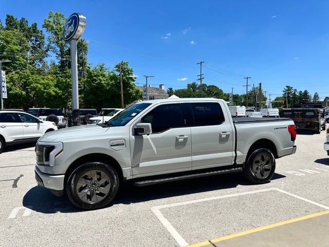 2023 Ford F-150 Lightning LARIAT