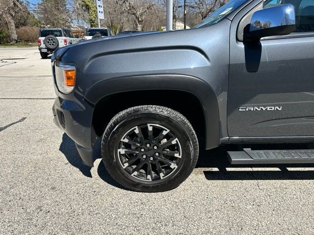 2017 GMC Canyon 4WD SLT