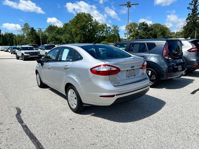 2016 Ford Fiesta S