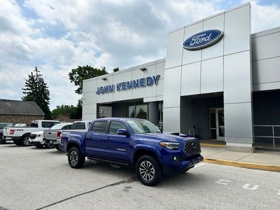 2022 Toyota Tacoma 4WD SR