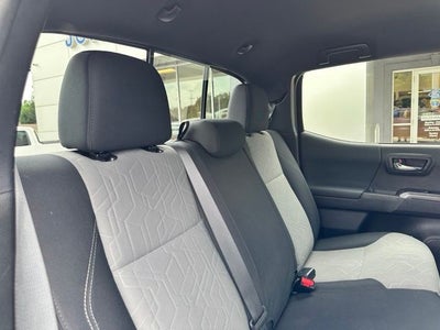 2022 Toyota Tacoma 4WD SR