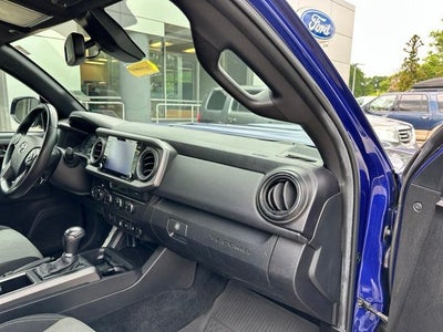 2022 Toyota Tacoma 4WD SR