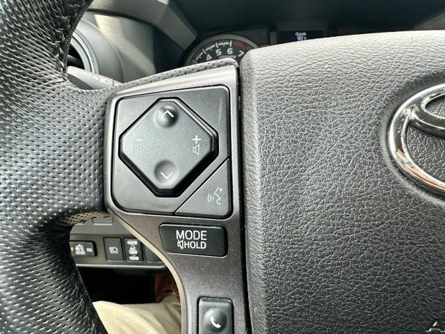 2022 Toyota Tacoma 4WD SR