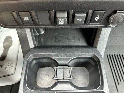 2022 Toyota Tacoma 4WD SR