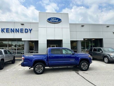 2022 Toyota Tacoma 4WD SR