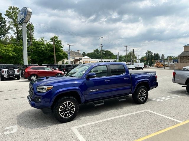 2022 Toyota Tacoma 4WD SR