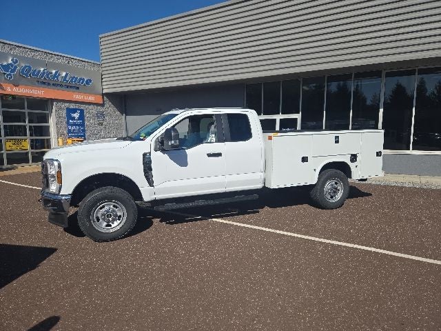 2026 Ford Super Duty F-350 SRW XL 4WD SuperCab 168 WB 60 CA