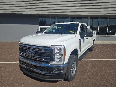 2026 Ford Super Duty F-350 SRW XL 4WD SuperCab 168 WB 60 CA