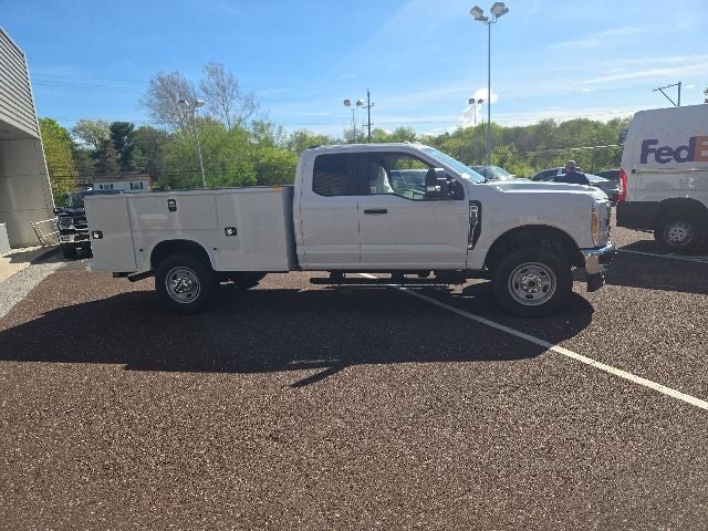 2026 Ford Super Duty F-350 SRW XL 4WD SuperCab 168 WB 60 CA