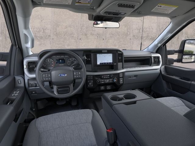 2026 Ford Super Duty F-350 SRW XL 4WD SuperCab 168 WB 60 CA