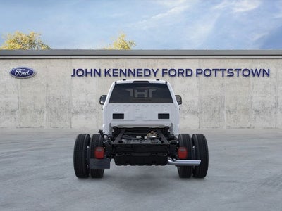 2026 Ford Super Duty F-450 DRW XL 4WD Crew Cab 203 WB 84 CA