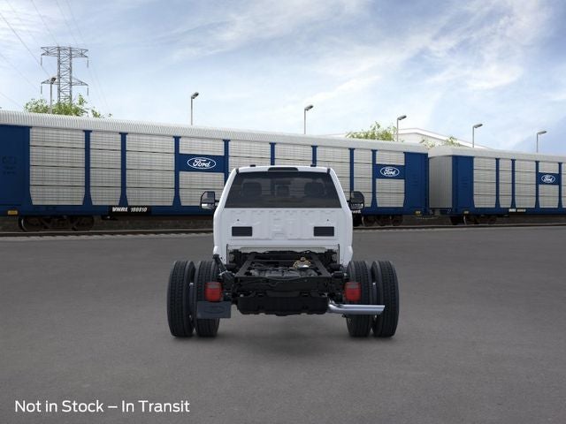 2026 Ford Super Duty F-550 DRW XL 4WD Reg Cab 169 WB 84 CA