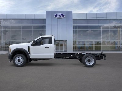 2026 Ford Super Duty F-550 DRW XL 4WD Reg Cab 169 WB 84 CA