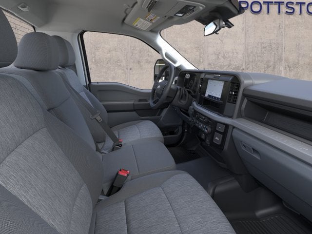 2026 Ford Super Duty F-350 DRW XL 4WD Reg Cab 145 WB 60 CA