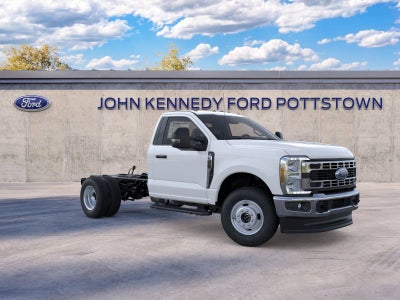 2026 Ford Super Duty F-350 DRW XL 4WD Reg Cab 145 WB 60 CA