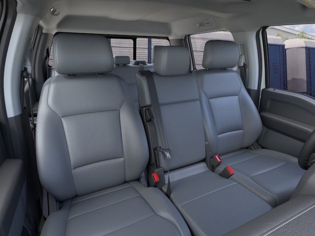 2026 Ford Super Duty F-550 DRW XL 4WD Crew Cab 203 WB 84 CA