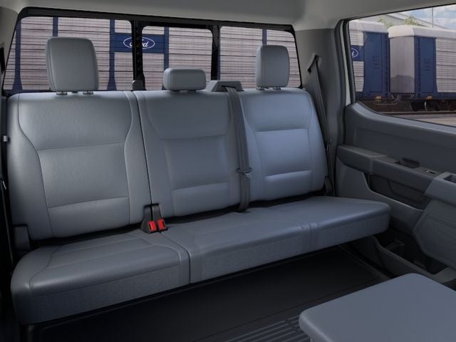 2026 Ford Super Duty F-550 DRW XL 4WD Crew Cab 203 WB 84 CA
