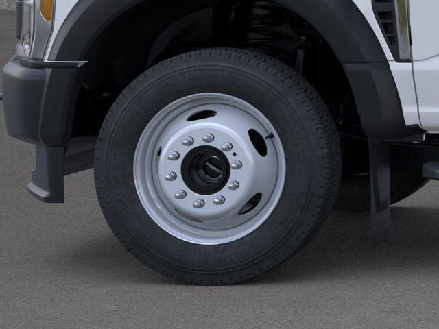 2026 Ford Super Duty F-450 DRW XL 4WD Reg Cab 169 WB 84 CA