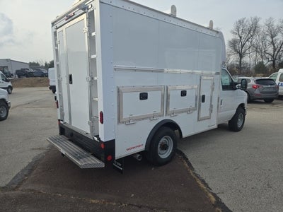 2026 Ford E-Series Cutaway E-350 SRW 138 WB