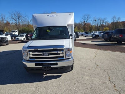 2026 Ford E-Series Cutaway E-350 SRW 158 WB