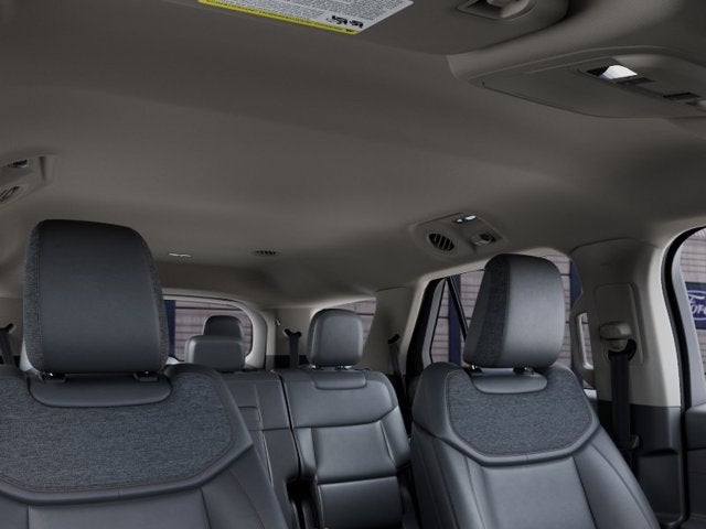 2027 Ford Explorer Active w/200A Pkg 4WD