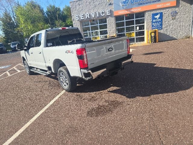 2026 Ford Super Duty F-250 SRW LARIAT 4WD Crew Cab 6.75' Box
