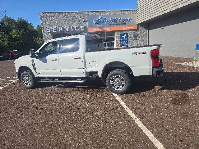 2026 Ford Super Duty F-250 SRW LARIAT 4WD Crew Cab 6.75' Box