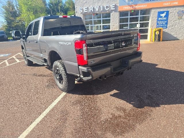 2026 Ford Super Duty F-350 SRW Platinum 4WD Crew Cab 6.75' Box