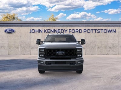 2026 Ford Super Duty F-350 SRW LARIAT 4WD Crew Cab 6.75' Box
