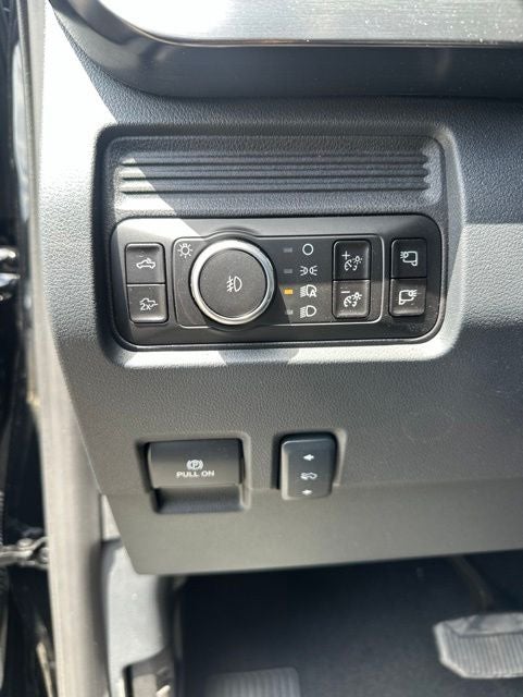 2026 Ford Super Duty F-350 SRW LARIAT 4WD Crew Cab 6.75' Box