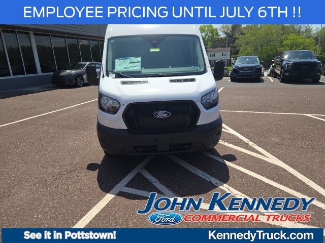 2026 Ford Transit Cargo Van T-250 148 Med Rf 9150 GVWR RWD