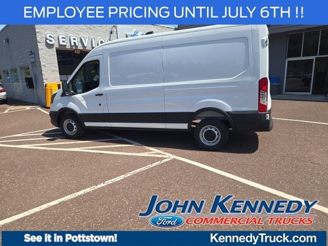 2026 Ford Transit Cargo Van T-250 148 Med Rf 9150 GVWR RWD