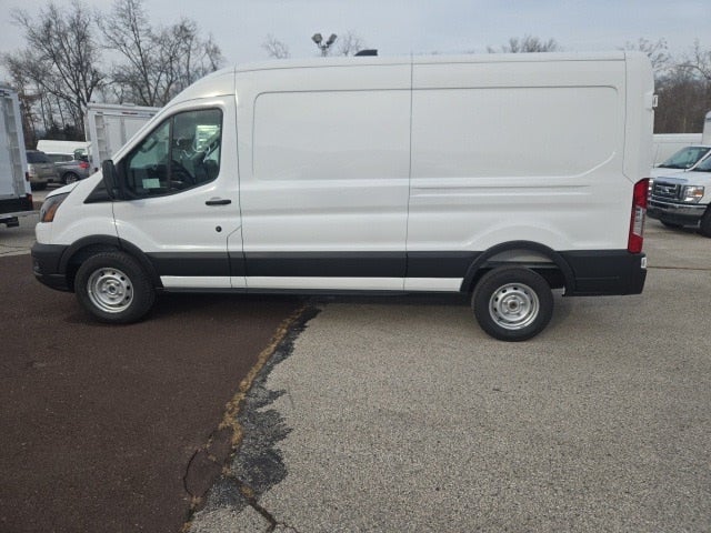 2026 Ford Transit Cargo Van T-250 148 Med Rf 9150 GVWR RWD