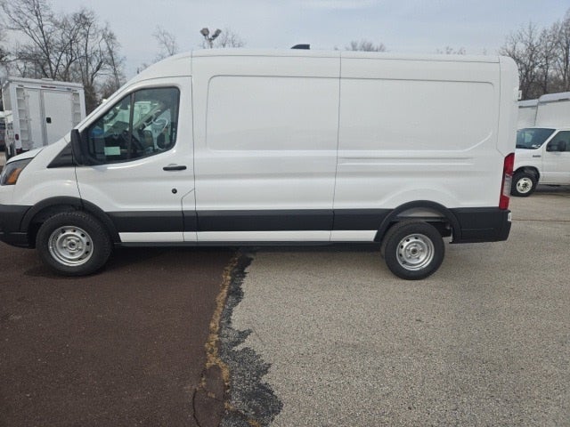 2026 Ford Transit Cargo Van T-250 148 Med Rf 9150 GVWR RWD