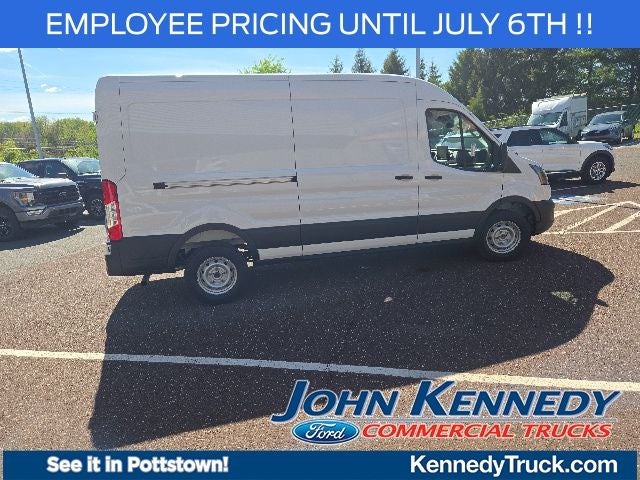 2026 Ford Transit Cargo Van T-250 148 Med Rf 9150 GVWR RWD
